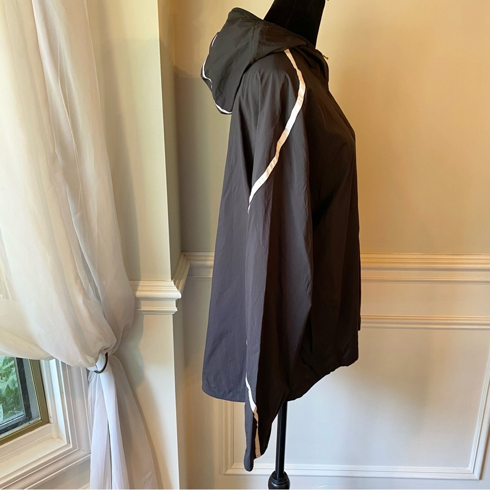 Nike Impossibly Light Running Jacket - image 6